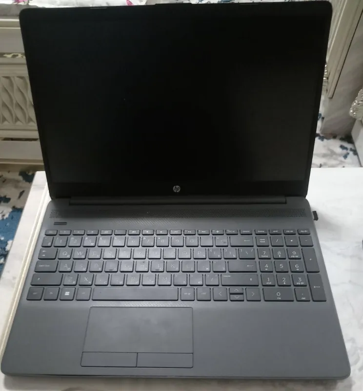 Noutbook HP 8/256