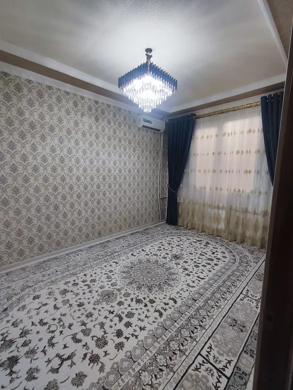Navoi shaxar yangi bozor 22 maktab tugrisidan kv 1