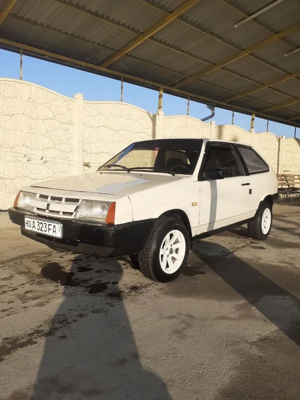 Lada 2108 Sputnik Короткое крыло zavod kraska yurib turibdi