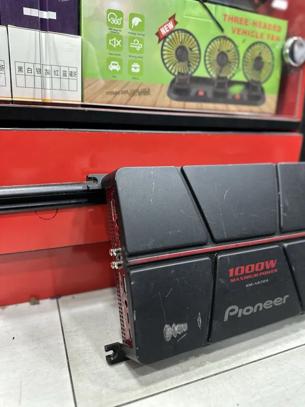 Pioneer 4ta kanalli usilitel 2 Pioneer 4ta kanalli usilitel 2