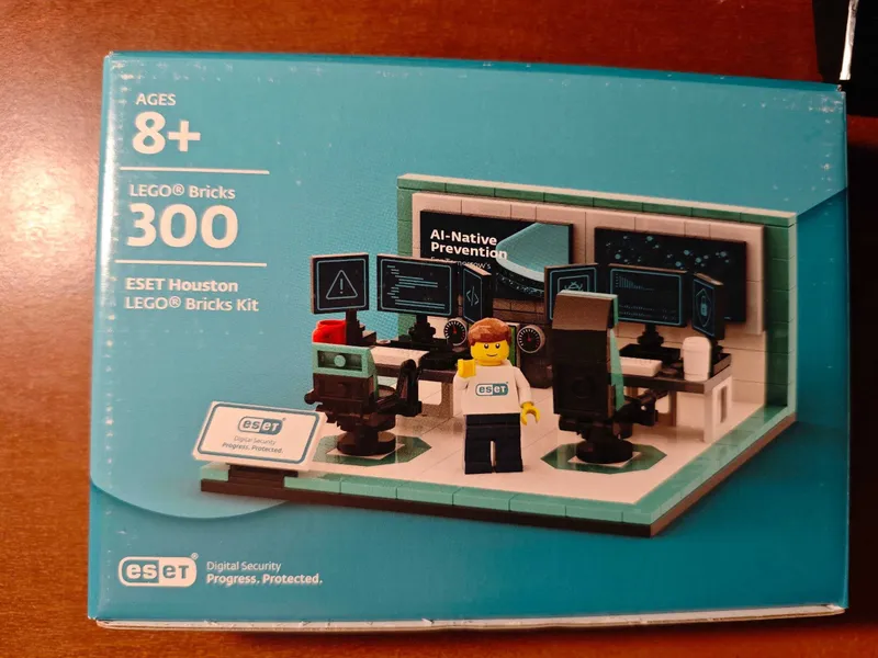 Набор Lego ESET Houston, 300 деталей, коллекционный 2 Набор Lego ESET Houston, 300 деталей, коллекционный 2