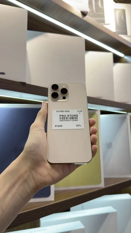 iphone 16 pro max naxtka 1