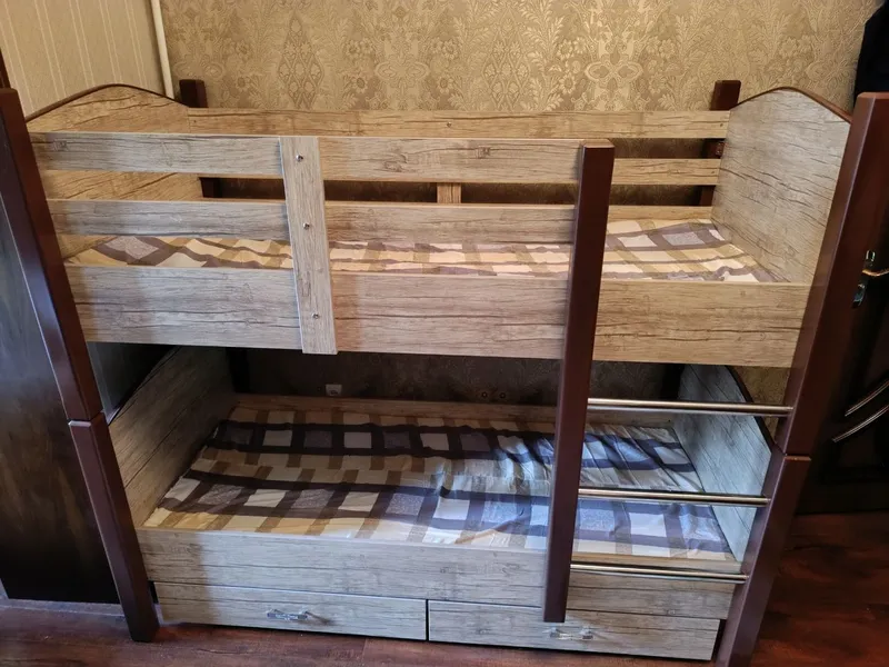 Sifatli va qulay bunk bed kravat sotiladi. — фото 2