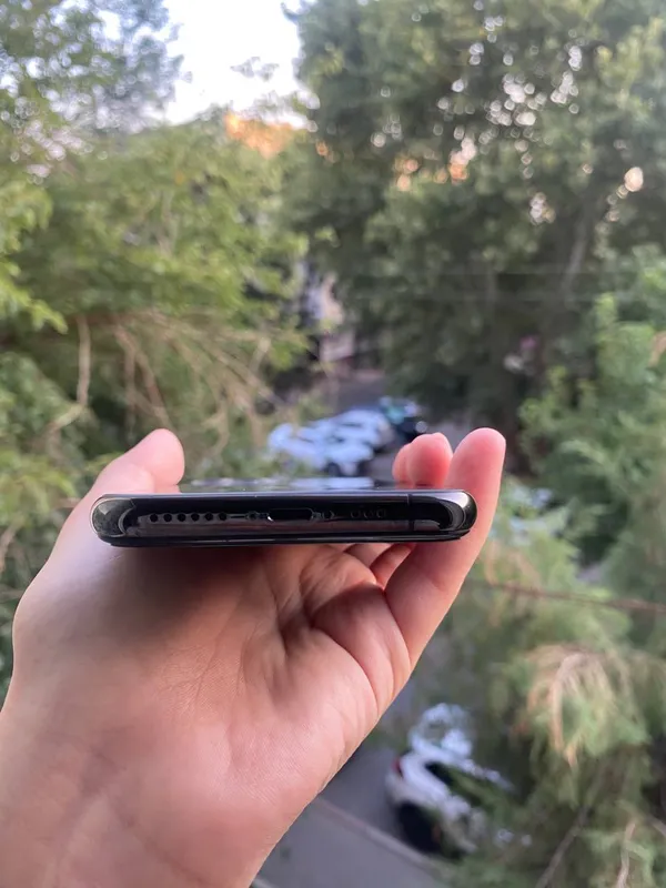 iPhone 11 Pro в идеальном состоянии 1 iPhone 11 Pro в идеальном состоянии 1