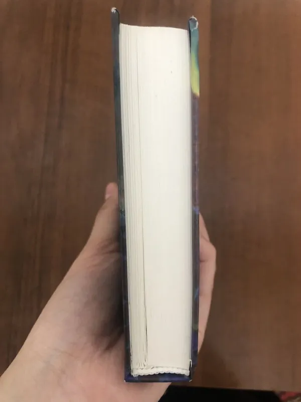 книга Гарри Поттера и тайная комната 3 книга Гарри Поттера и тайная комната 3