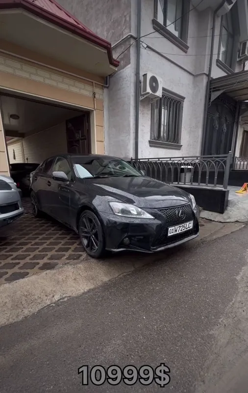 Lexus is sotiladi 1 Lexus is sotiladi 1