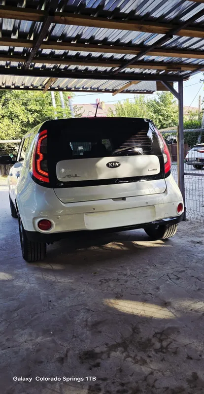 Электро кроссовер KIA 4 Электро кроссовер KIA 4