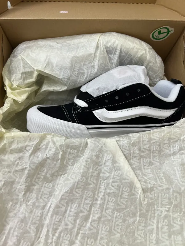Mutlaqo yangi original Vans 37 sotaman 3
