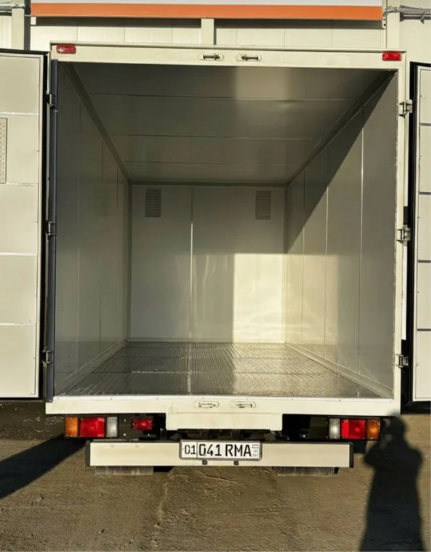 Furgon Izotermik Refrigerator Resor Rama 6