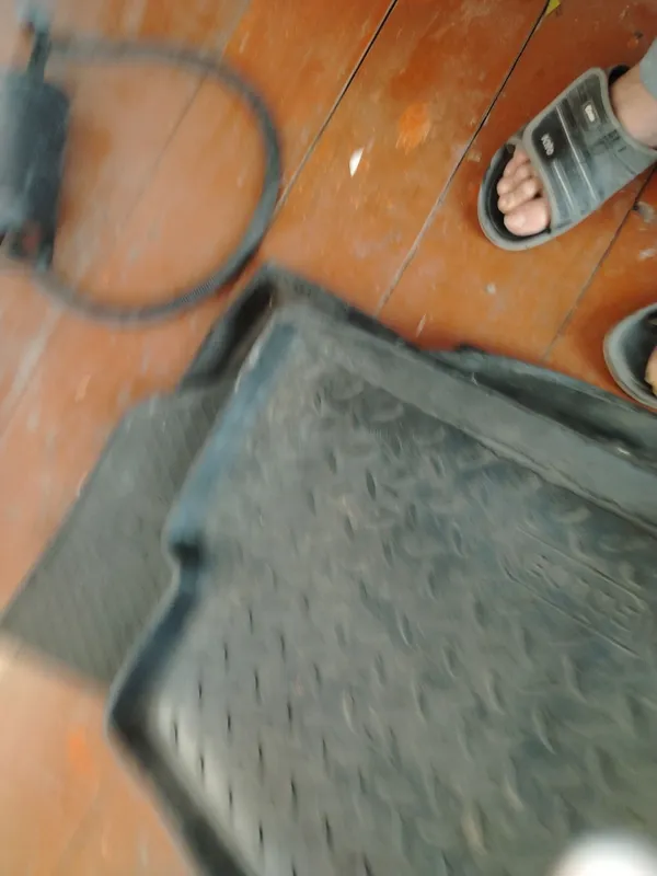 Spark polik sotiladi Spark polik sotiladi