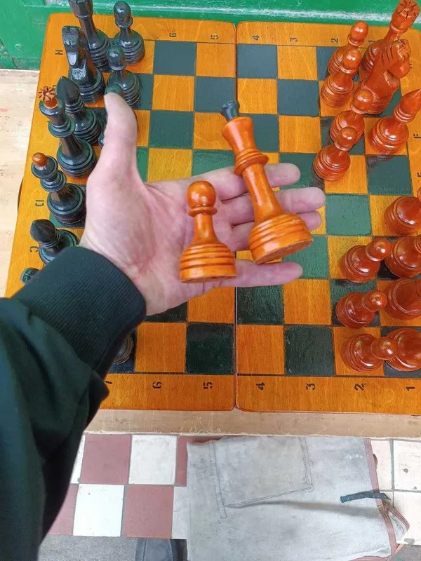 продам большие шахматы 8