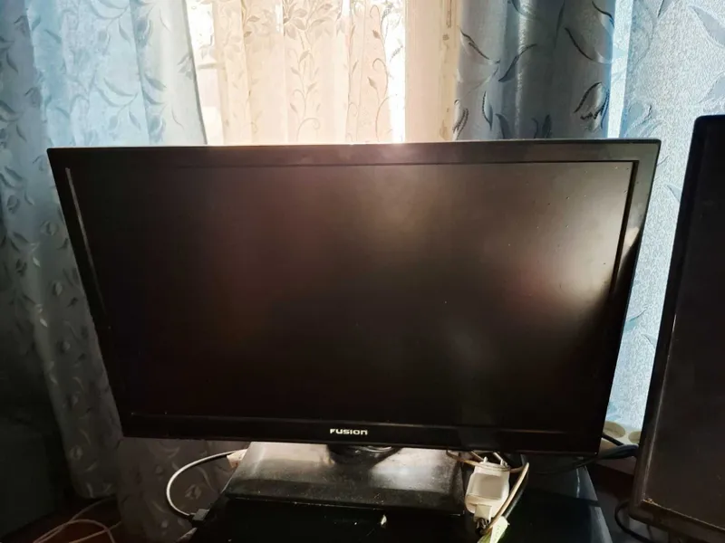 Телевизор FUSION 22 1 Телевизор FUSION 22 1