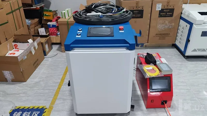 Lazerniy svarka 3kw Лазерный станок сварочный 3кв Metal lazer stanok 1 Lazerniy svarka 3kw Лазерный станок сварочный 3кв Metal lazer stanok 1