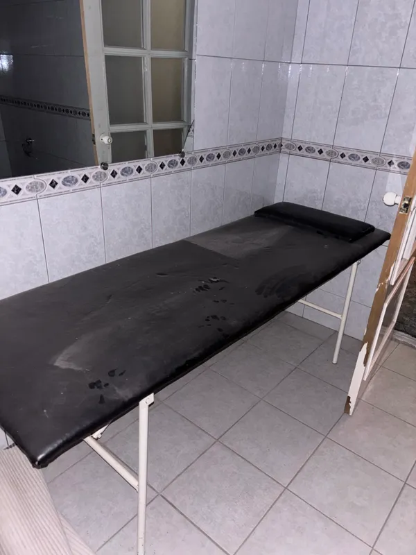 Массажный столик