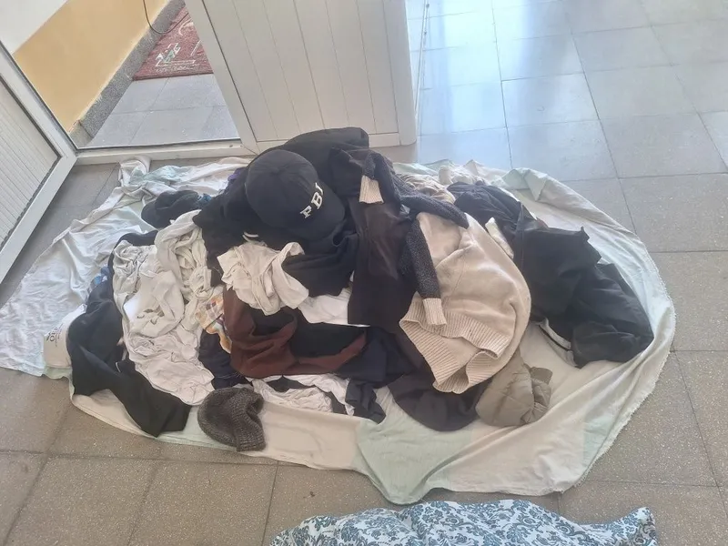 Erkaklll uchun Kiyilgan oyoq kiyimlar orzon narx, faqat xamasini olsa 1 Erkaklll uchun Kiyilgan oyoq kiyimlar orzon narx, faqat xamasini olsa 1