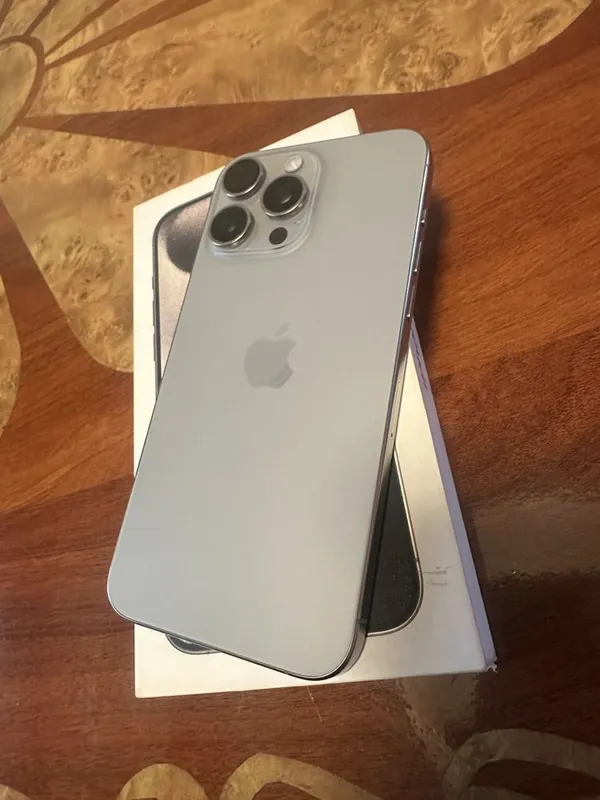 Iphone 15pro max 256GB 2