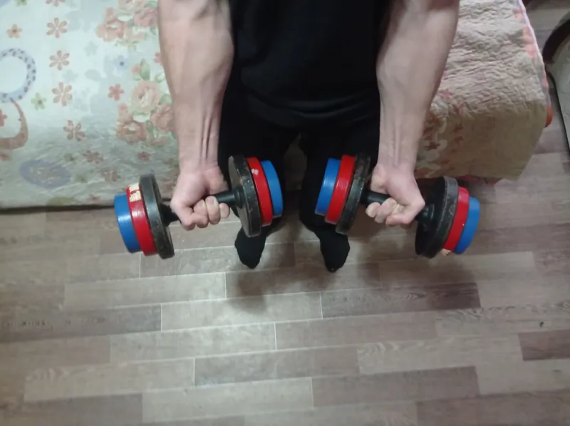 2 Гантели вес по 15кг