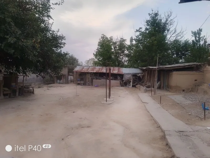 Arzonga Toshmi postidan kirganda tolabey oqtomda yer sotiladi 4