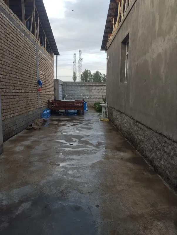 Uy solitada Xasanboy tumanida 5