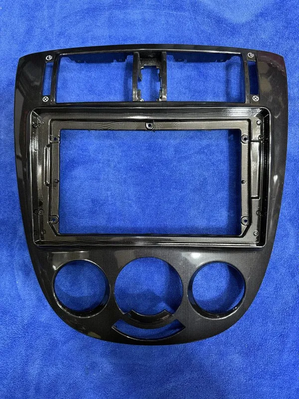 Gentra tesla manitor ramka 9