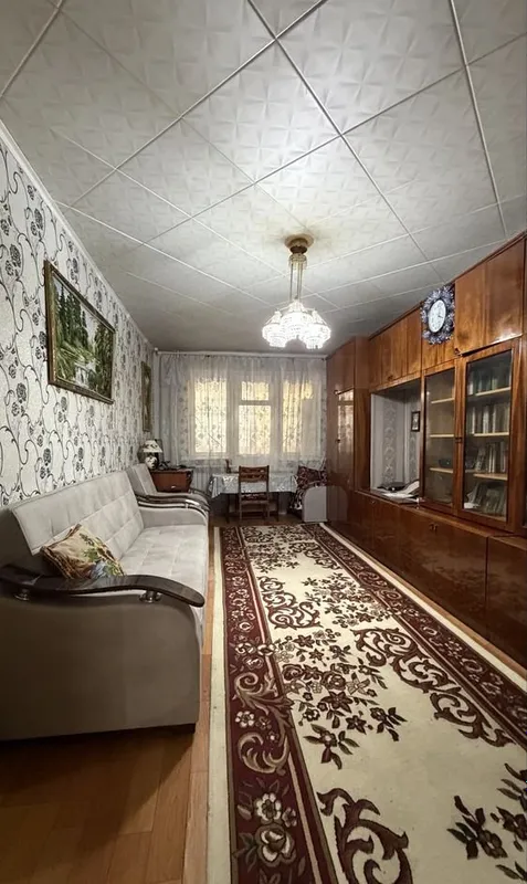 Продаётся 2 х комнатная квартира, РАДУГА 1 Продаётся 2 х комнатная квартира, РАДУГА 1