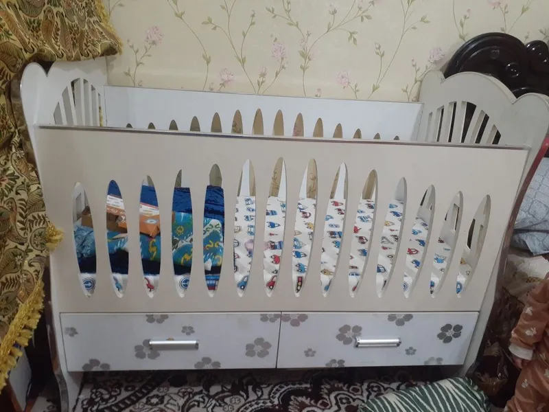 Bolalar kravatchasi sotiladi. 2 Bolalar kravatchasi sotiladi. 2