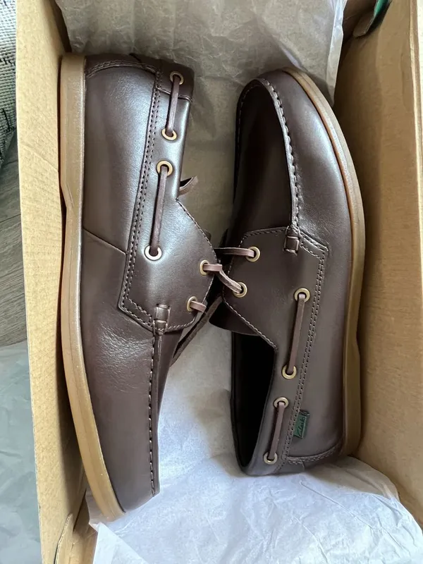 Tufli. Clarks 3