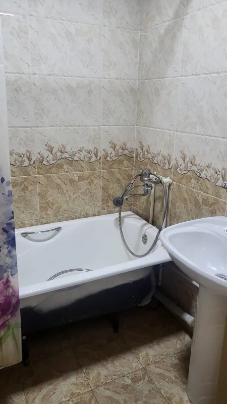 Продаётся срочно 3-х комнатная квартира — фото 1