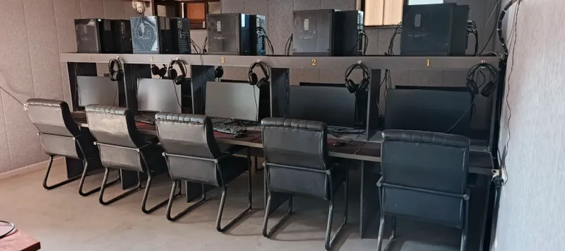 Kampyuter game club uchun 2 Kampyuter game club uchun 2