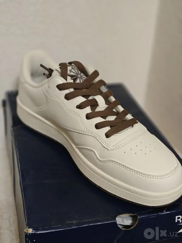 Reebok Court in white 1 Reebok Court in white 1