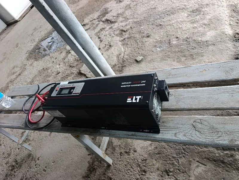 Инвертор напряжения 5000W 24V продам — фото 4