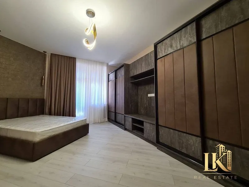 Элитный комплекс Golden House Парисен в Яккасарайском районе — роскошная квартира 198 м² с евроремонтом — фото 5