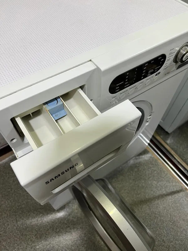 Стиральная машина Samsung WF6450S6V, 4.5 кг 3
