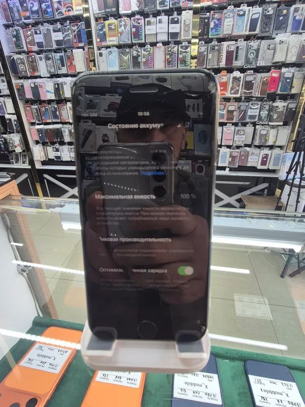 iPhone 7 4