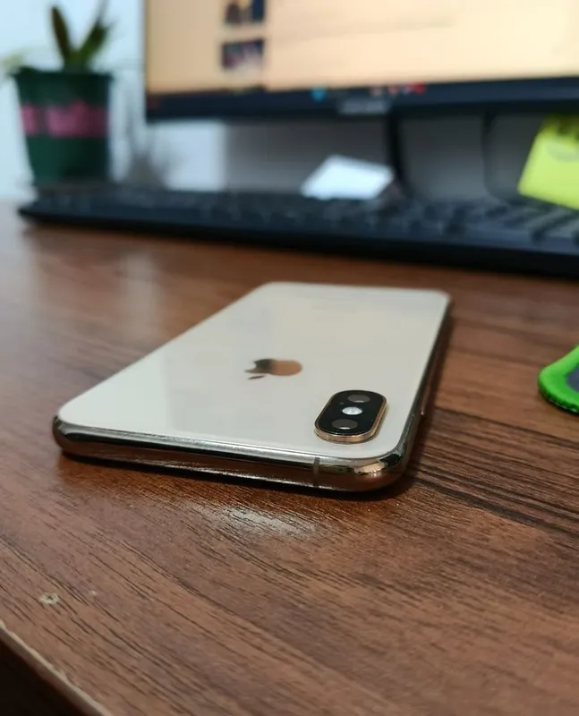 iPhone XS в идеальном состоянии 2 iPhone XS в идеальном состоянии 2