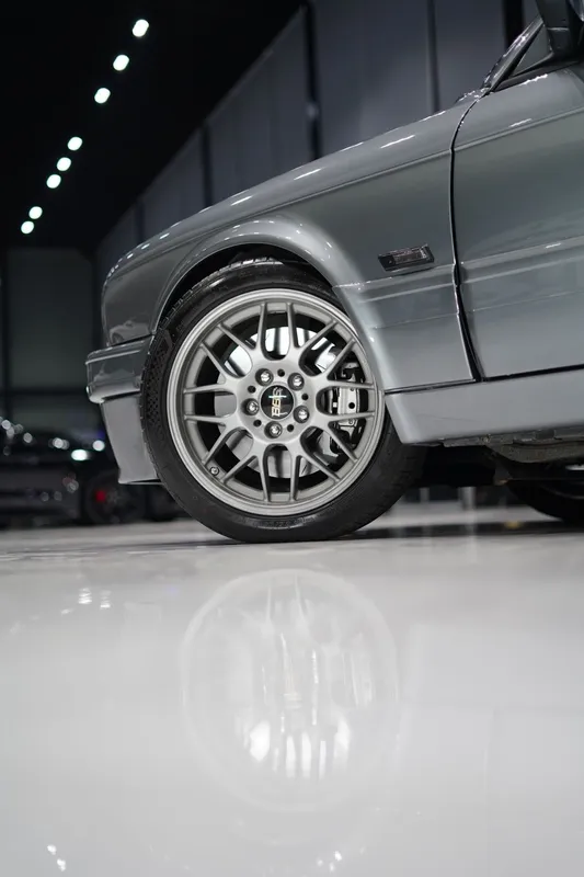 BMW E30 330I идеальная машина — фото 3