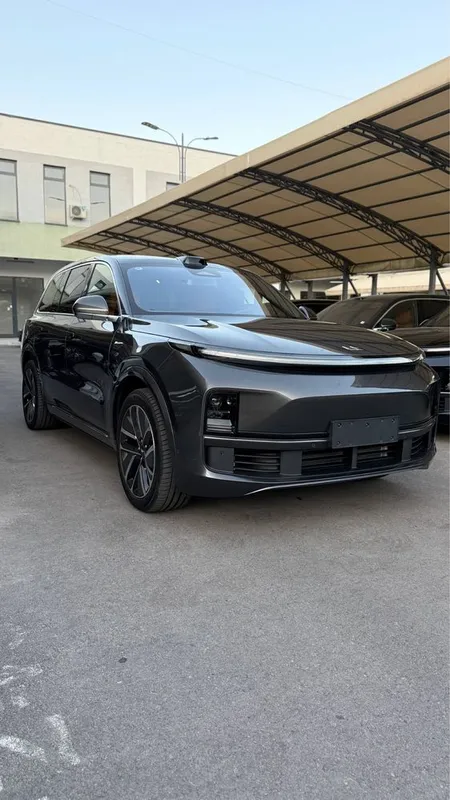 Lixiang L9 ULTRA 2025 дорестайлинг 1