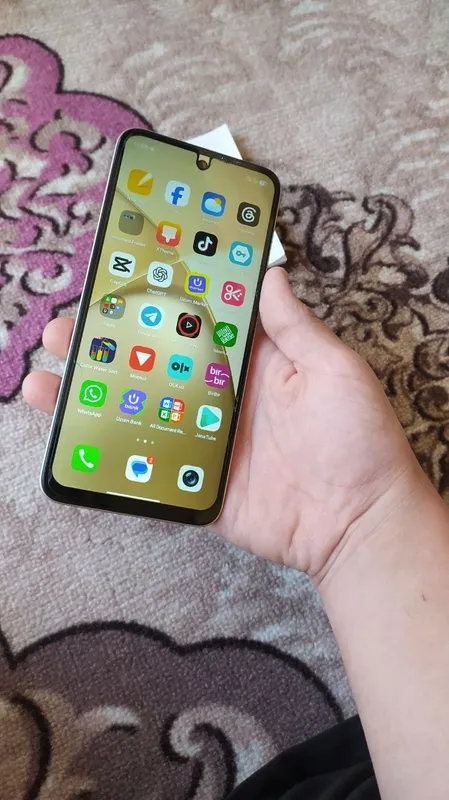 Infinix smart 10 120hgz 3+3 64gb 2