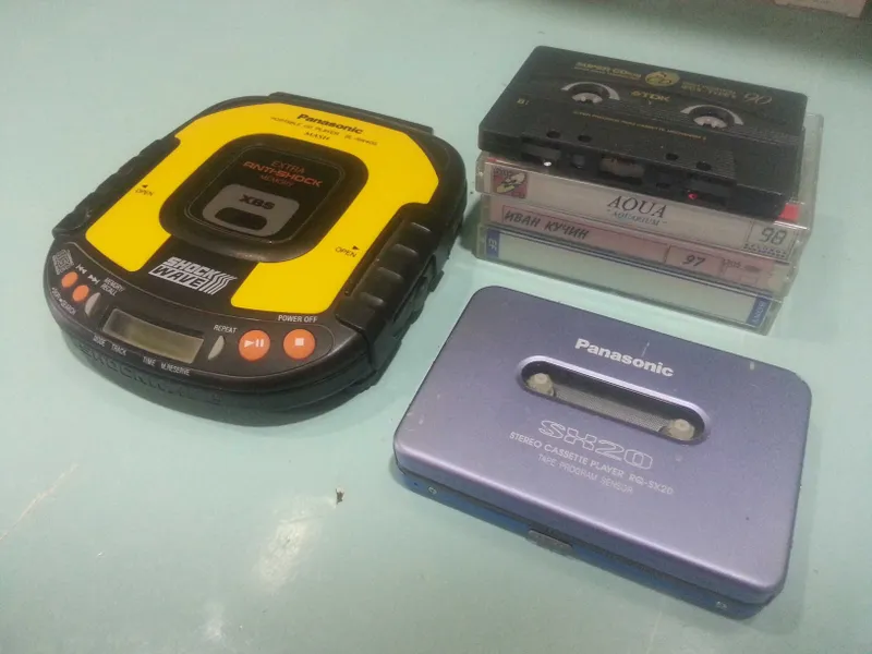 Panasonic CD va audio pleerni sotaman (made in japan) 2 Panasonic CD va audio pleerni sotaman (made in japan) 2