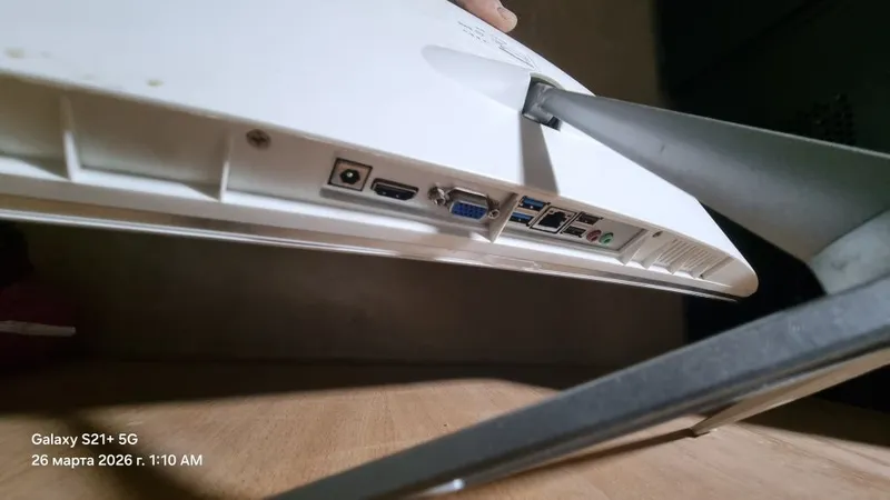 Ноутбук HP Pavilion DV6 в бонус мышка HYPERX — фото 3