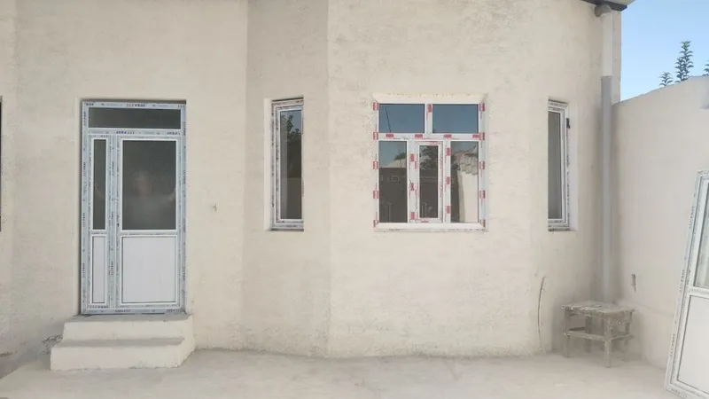 Янги.курилган.уй.сотилади.кен.пинхва.футсити.4кламетирда — фото 2