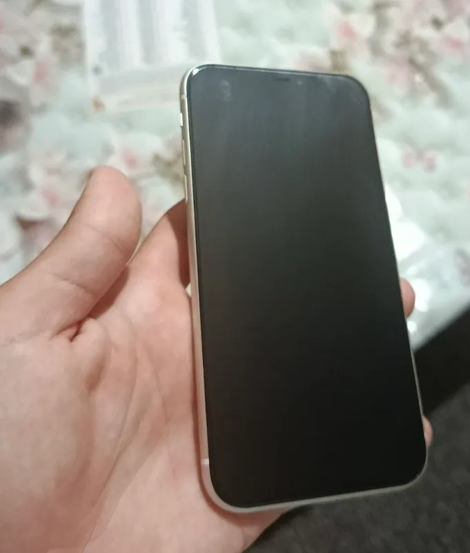 iphone 11 yomkis 82 xotira 128 imei otganFargona — фото 1