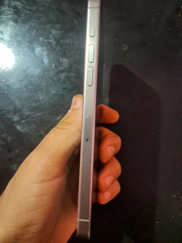 Iphone 15 pro max 4