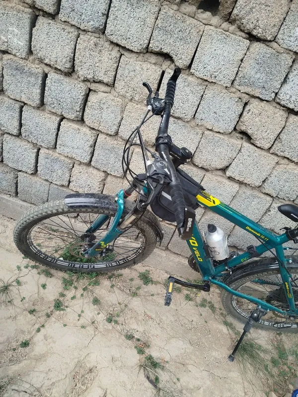 Yangi velosiped sotiladi