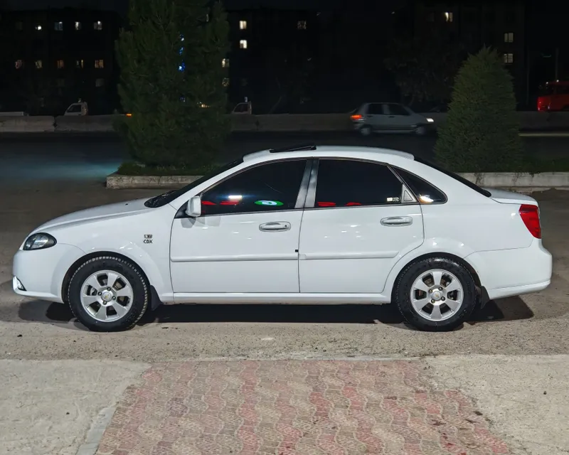chevrolet jentra avtomat — фото 1