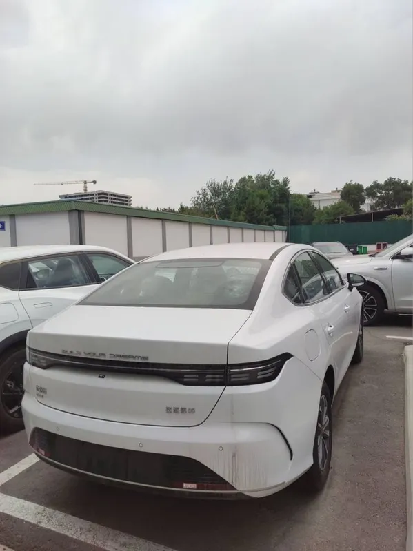 BYD chazor-келишимли нарх — фото 1