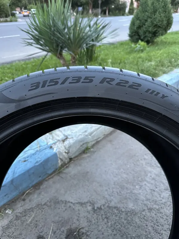 Pirelli P Zero Run Flat 315/35 R22 — 1 шина