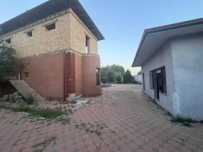 Продается дача коробка Чарвак 50 соток Срочно вдоль речки 3 Продается дача коробка Чарвак 50 соток Срочно вдоль речки 3