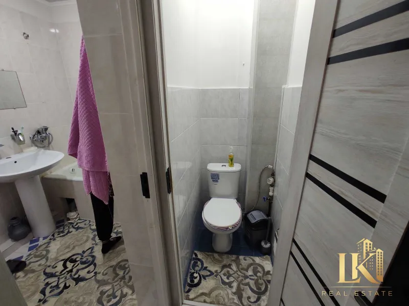 2 xonali kvartira sotiladi, 55 m² (2/1/9), Riyozi massivi 8