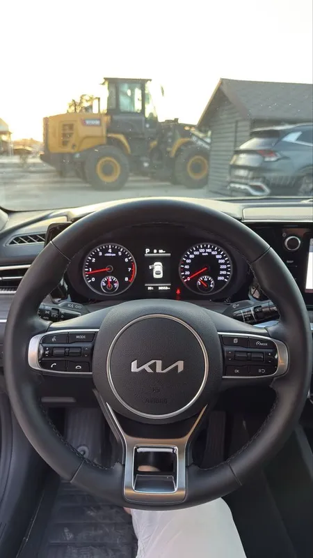 Срочна янги Kia K5 4Позиця 2 матор 2023га 2024 сотилади — фото 4